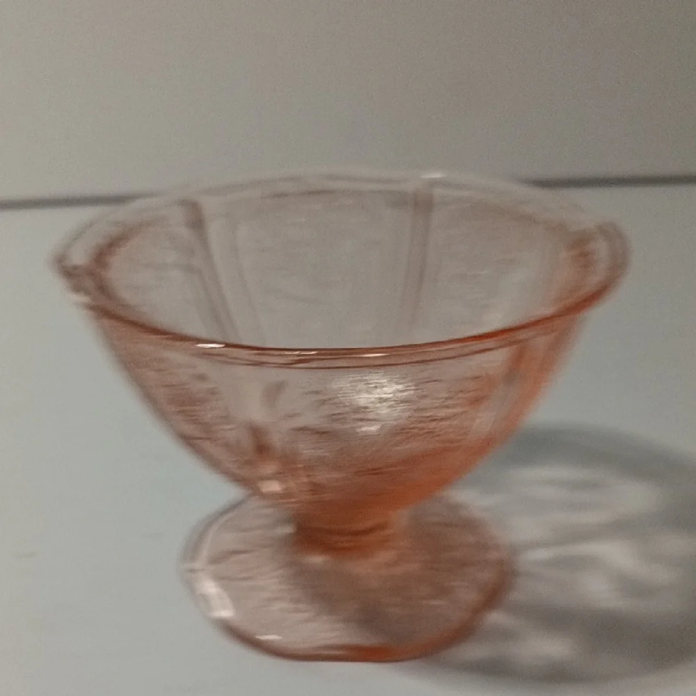 Vintage Pink Depression Glass Desert Bowl Made By Jeanette Glass In The 1930's